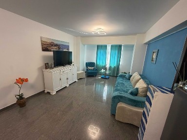 Vand apartament 4 camere in Mamaia, zona Butoaie