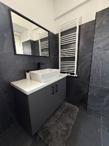 Inchiriez apartament Burdujeni