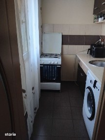 Apartament 2 camere, 34 mp, zona Craiovita Noua