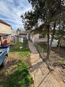 Casa din paianta cu pamant 350mp. Soseaua giurgiului, Jilava