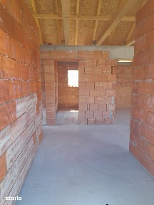 CASA DE VANZARE BIHARIA