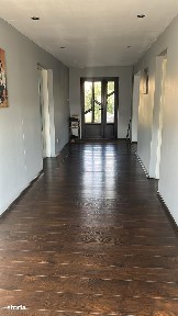 Se vinde casă cu priveliște spectaculoasă spre Orașul Suceava