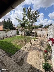 Casă P+M în Sântandrei cu 3 dormitoare, living, bucătărie,2 băi, garaj