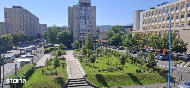 Apartament 3 camere situat in Bulevardul Grivitei, mobilat si utilat!