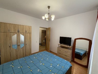 Vând vila in Brasov, zona centrala