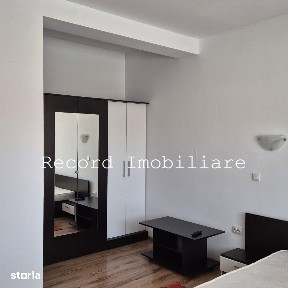 Apartament 2 camere, parcare zona Stadionului Floresti