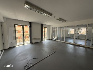 Spatiu birou de inchiriat, 498.65 mp, zona Centrala