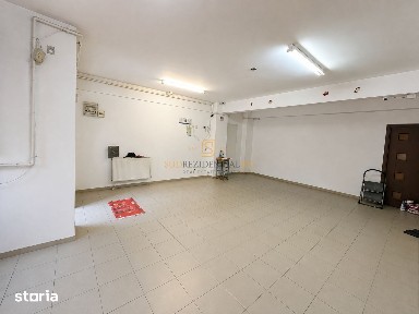 Spațiu comercial stradal, 58,76 mp- Bulevardul Metalurgiei
