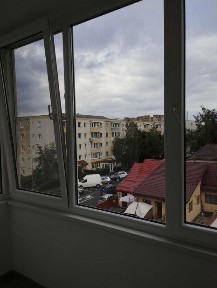 Apartament 2 camere decomandat de închiriat