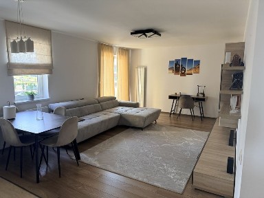 Apartament 2 camere | Coresi - Tractorul | 52 mp + balcon | Mobilat complet | Loc de parcare + boxă
