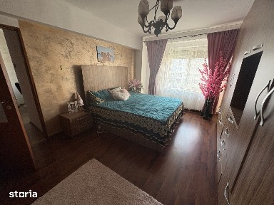 Apartament 3 camere, balcon, etaj 3, Marghita