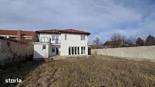 Vand casa premium în Biharia