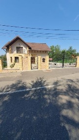 Casă P+M de vânzare,str.Nucului,Baia Mare