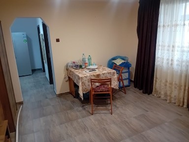 Ap 3 cam Aleea Ulmilor renovat 65mp parter balcon