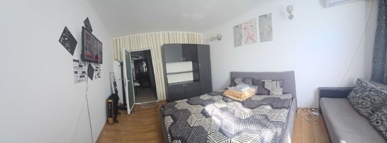 Proprietar vand Garsoniera zona centrala Tribunal,etaj 1, recent renovata pret 42000 euro.