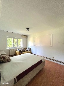 Apartament 3 camere, decomandat, parter, zona Lipovei