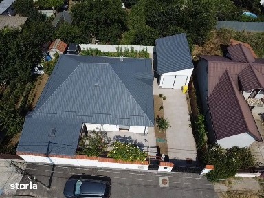 Casa la sol în Cumpănă, 4 camere, garaj, 400 mp teren, gaze, renovata.