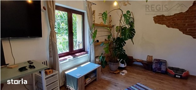 Apartament cochet,2 camere,cu gradina,la casa Ultracentral,Dealul Ce