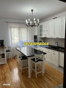 Casa noua construita pe un nivel in Cetate, ultrafinisa