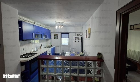 Proprietar - Apartament 3 camere DECOMANDAT, 74 mp, 2 Băi - Brasov