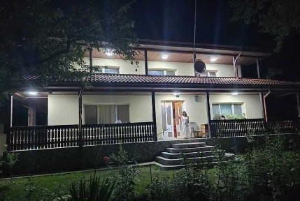 Casă de vânzare Nicorești Galați | 200 mp | teren 3.000 mp | mobilată | 7 camere