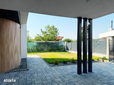 Casa de vanzare cu 4 camere in zona Dealuri Oradea