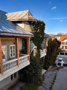 Vilă de vânzare * 600 mp construiți * teren 1.600 mp * Ipotești, Suceava