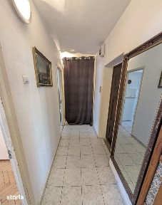 Apartament 1 camera, decomandat, zona Lunei - Facultatea Economie