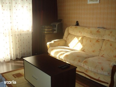 Inchiriez apt 2 camere Dristor Vitan direct proprietar