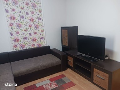 Garsoniera de inchiriat, 25 mp, zona Lapus