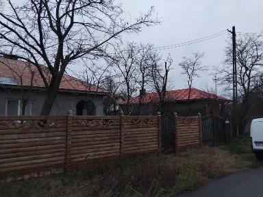 Casa de vanzare cu toate utilitatile