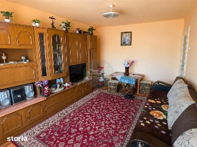 Apartament 2 camere decomandat balcon si pivnita zona Lazaret