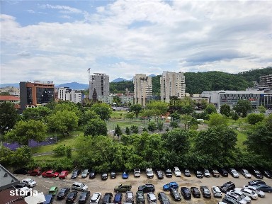 Apartament 3 camere Centrul Civic pretabil co-working hub
