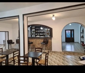 Proprietate cu brutarie,magazin alimentar si bar complet utilate