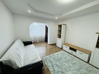 Zona gară apartament cu 2 camere 55m2. 470€