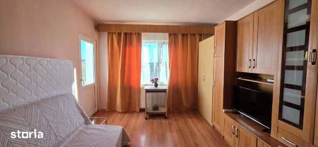 Garsonieră de închiriat în Sânmartin