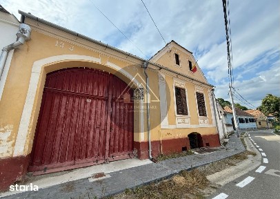 Casa saseasca, de vanzare la Richis - Transilvania