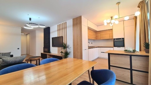 Apartament 3 camere 73 mp Scala Frunzisului