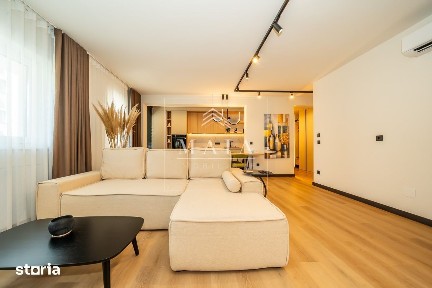 Apartament 4 camere, prima închiriere, parcare, Doamna Stanca