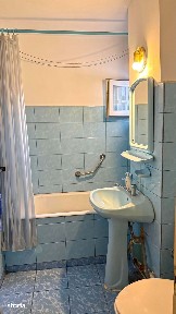 3decomandate, Orizont - Craiovita,etaj 6/10,centrala termica,nerenovat