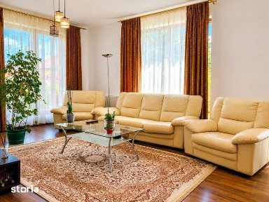 Casa tip duplex, 6 camere, in Timisoara, zona Modern