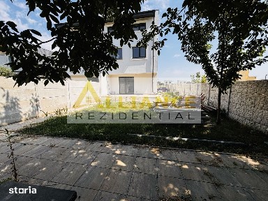 Casa tip duplex, 4 camere, 3 băi, 120 mp utili !