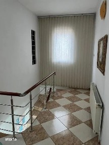 casa de inchiriat la jum dis intre statiile de M tineretului si eroii