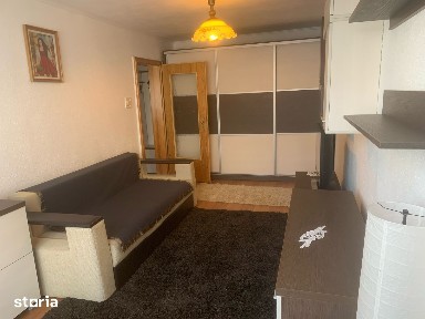 Inchiriez Apartament 2 camere, Zona Grigore Balan,250 Euro