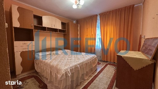 Apartament 2 camere, etaj 3, centru, Buhuși