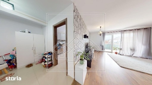 Ap. 3 camere, terasa de 12 mp, decomandat, 74 mp utili, pret bun