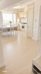 Apartament 4 camere ultracentral - bloc Casa Cartii