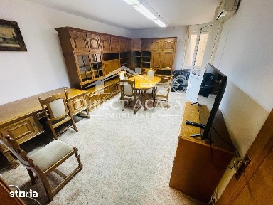Apartament cu 3 camere de inchiriat-Central
