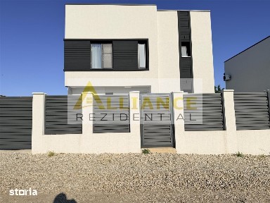 Vila noua 4 camere pe Strada Miorita