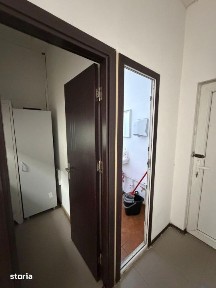 Spatiu comercial, 35 mp, zona Craiovita Noua